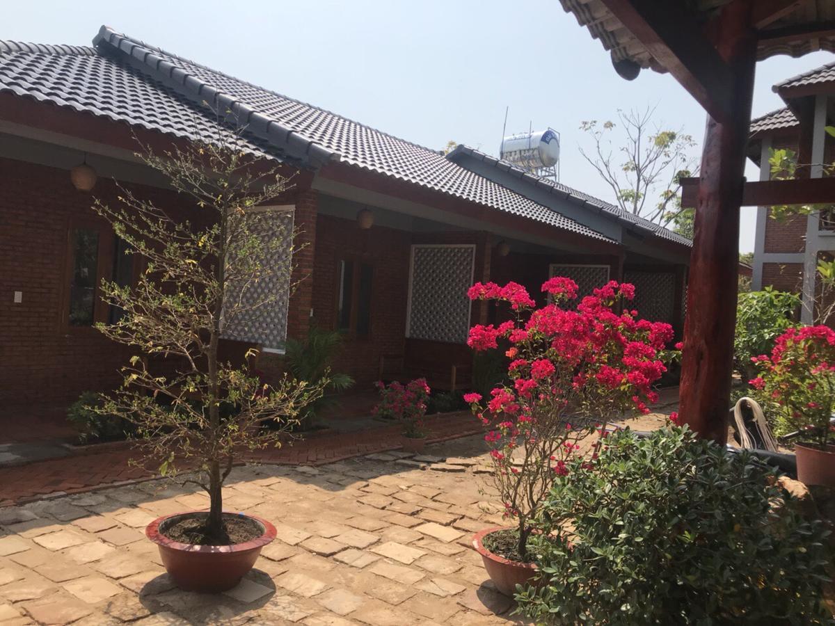 Sam Ong Lang Homestay 두옹 동 외부 사진