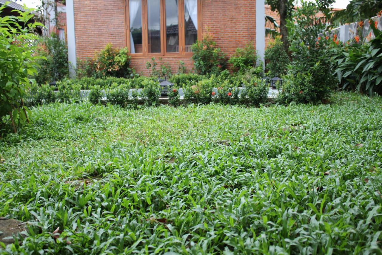 Sam Ong Lang Homestay 두옹 동 외부 사진