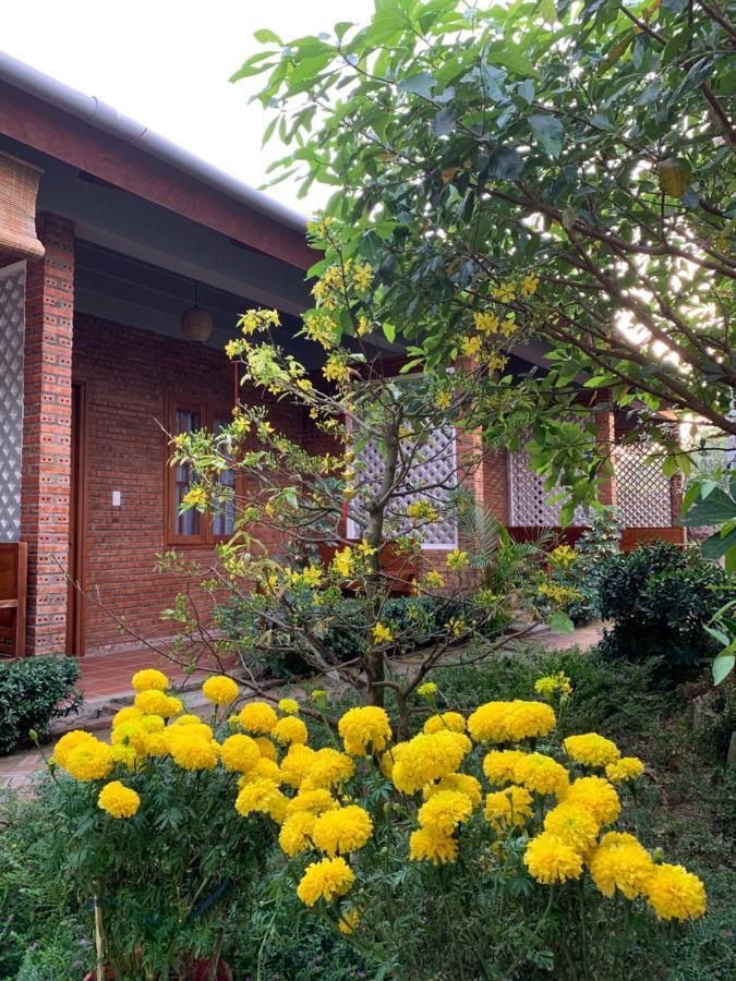 Sam Ong Lang Homestay 두옹 동 외부 사진